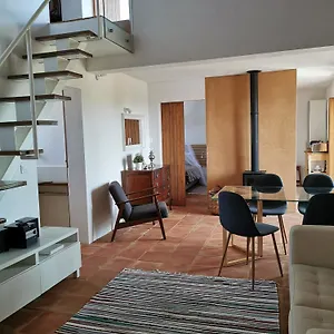 casas-de-taipa.hotelaalgarve.com/